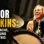 Taylor Hawkins bei einem Konzert mit den Foo Fighters – Artikel über Taylor Hawkins und seine Todesursache