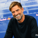 Jürgen Klopp als neuer Bundestrainer bei seiner Vorstellung beim DFB