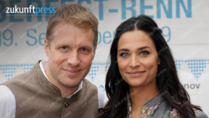 Oliver Pocher mit seinen Kindern und seiner Familie